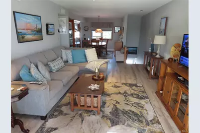 463 Mariners Way, Copiague, NY 11726 - Photo 12