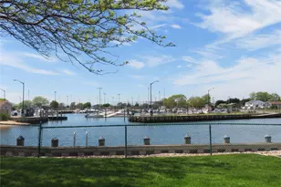 463 Mariners Way, Copiague, NY 11726 - Photo 42