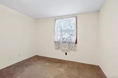 108 Claremont Street, Deer Park, NY 11729 - Photo 18
