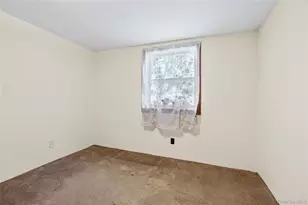 108 Claremont St, Deer Park, NY 11729 - Photo 18