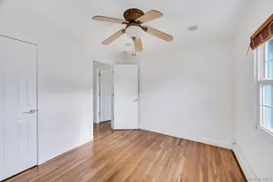 2297 Arby Ct, Wantagh, NY 11793 - Photo 18