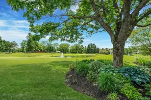15 Hamlet Dr, Commack, NY 11725 - Photo 28