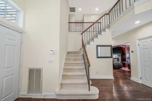 15 Hamlet Dr, Commack, NY 11725 - Photo 14