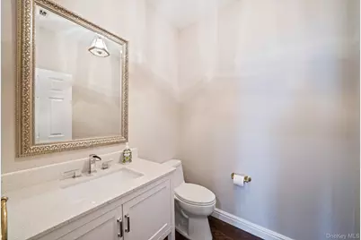 15 Hamlet Drive, Commack, NY 11725 - Photo 12