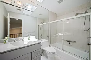 15 Hamlet Dr, Commack, NY 11725 - Photo 26