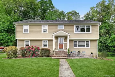 7 Windsor Brook Lane, Tappan, NY 10983 - Photo 1