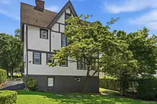 184 W Post Rd, White Plains, NY 10606 - Photo 26