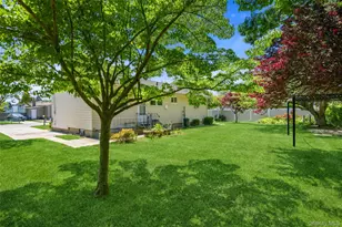 15 Lincoln Ave, Farmingdale, NY 11735 - Photo 30