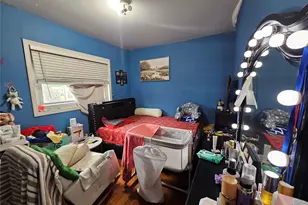 890 Dixon Ave, Copiague, NY 11726 - Photo 6