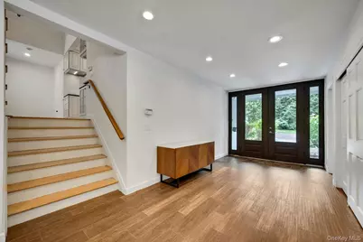 1 Canterbury Road, Scarsdale, NY 10583 - Photo 28
