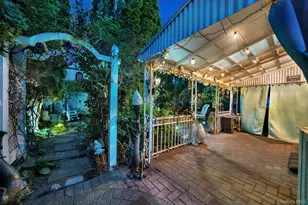 31 Roosevelt Ave, Hicksville, NY 11801 - Photo 6