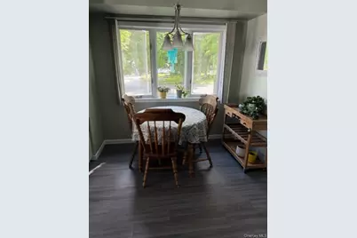 555 Parker Avenue, Levittown, NY 11756 - Photo 6