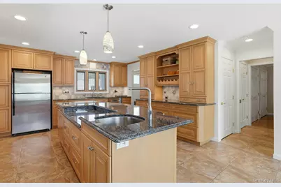 35 3rd Avenue, Massapequa Park, NY 11762 - Photo 10