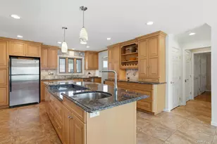 35 3rd Ave, Massapequa Park, NY 11762 - Photo 10
