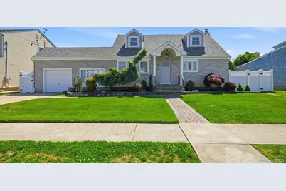 35 3rd Avenue, Massapequa Park, NY 11762 - Photo 1