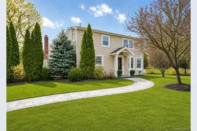 427 Vanderbilt Boulevard, Oakdale, NY 11769 - Photo 1