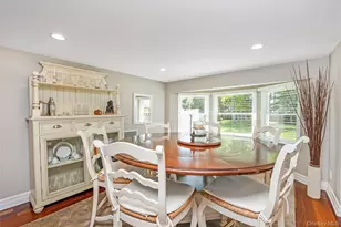 427 Vanderbilt Blvd, Oakdale, NY 11769 - Photo 14