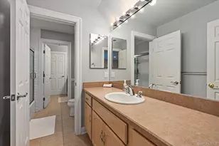 37 Legends Cir, Melville, NY 11747 - Photo 24