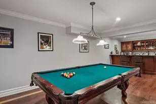 37 Legends Cir, Melville, NY 11747 - Photo 32