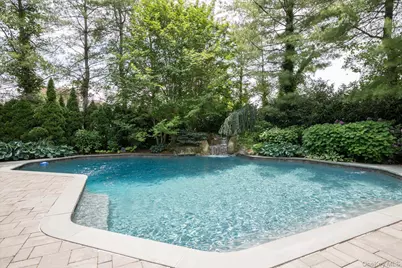 37 Legends Circle, Melville, NY 11747 - Photo 36