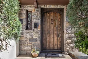 18 Hemlock Rd, Bronxville, NY 10708 - Photo 2