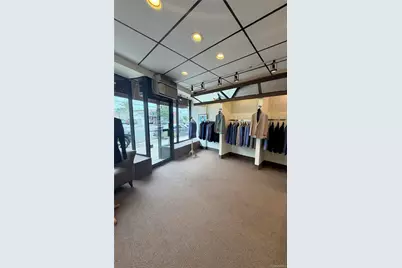 118-122 Hillside Avenue, Williston Park, NY 11596 - Photo 16