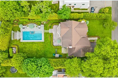 64 Stratton Road, Scarsdale, NY 10583 - Photo 44