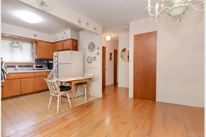 810 Neill Avenue, Bronx, NY 10462 - Photo 8