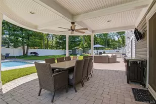 6 Sussex Ln, Stony Brook, NY 11790 - Photo 24