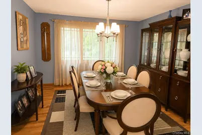 19 West Street, Middle Island, NY 11953 - Photo 16