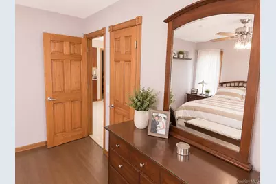 19 West Street, Middle Island, NY 11953 - Photo 26