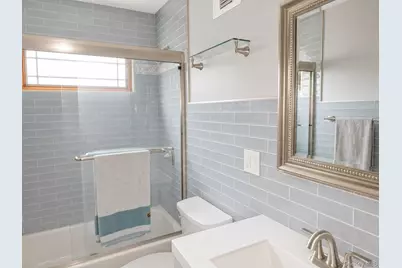 19 West Street, Middle Island, NY 11953 - Photo 22