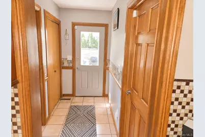 19 West Street, Middle Island, NY 11953 - Photo 32