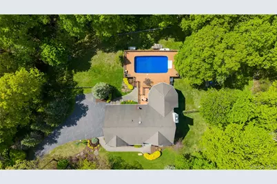 17 James Court, Mahopac, NY 10541 - Photo 2