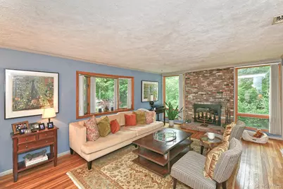 44 Wyoming Drive, Huntington Station, NY 11746 - Photo 8