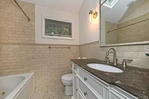 44 Wyoming Dr, Huntington Station, NY 11746 - Photo 24