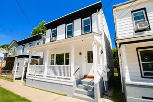 32 Hasbrouck St, Newburgh, NY 12550 - Photo 8