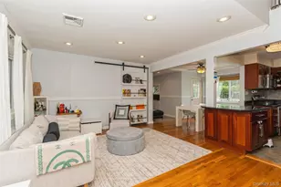 19 Fleetwood Ave, Melville, NY 11747 - Photo 8