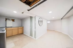 276 Dogwood Rd W, Mastic Beach, NY 11951 - Photo 24