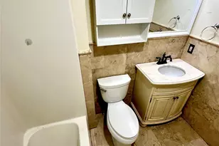 60 Peach Pl, Middletown, NY 10940 - Photo 22