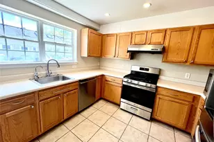 60 Peach Pl, Middletown, NY 10940 - Photo 14