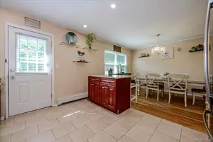 120 Sutton Dr, Plainview, NY 11803 - Photo 6