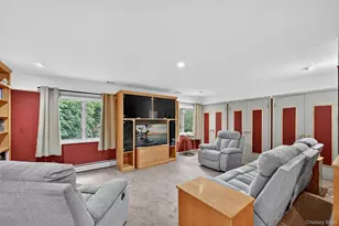 7 Spur Dr, Nanuet, NY 10954 - Photo 12