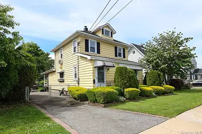 425 Linden Street, Bellmore, NY 11710 - Photo 2