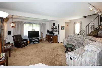 425 Linden Street, Bellmore, NY 11710 - Photo 8