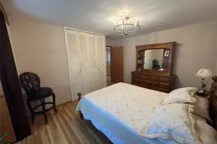 98 W 8th St, Deer Park, NY 11729 - Photo 10