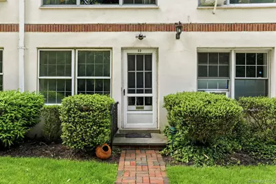 22 Alden Place #22, Bronxville, NY 10708 - Photo 2