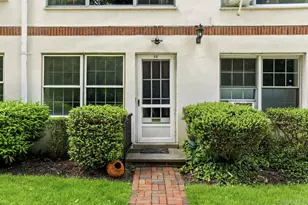 22 Alden Pl, Bronxville, NY 10708 - Photo 2