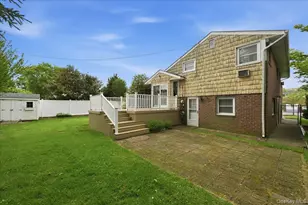 17 Avon Rd, Farmingdale, NY 11735 - Photo 40