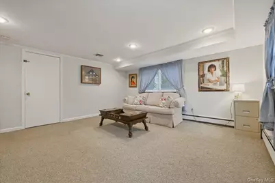 17 Avon Road, Farmingdale, NY 11735 - Photo 26